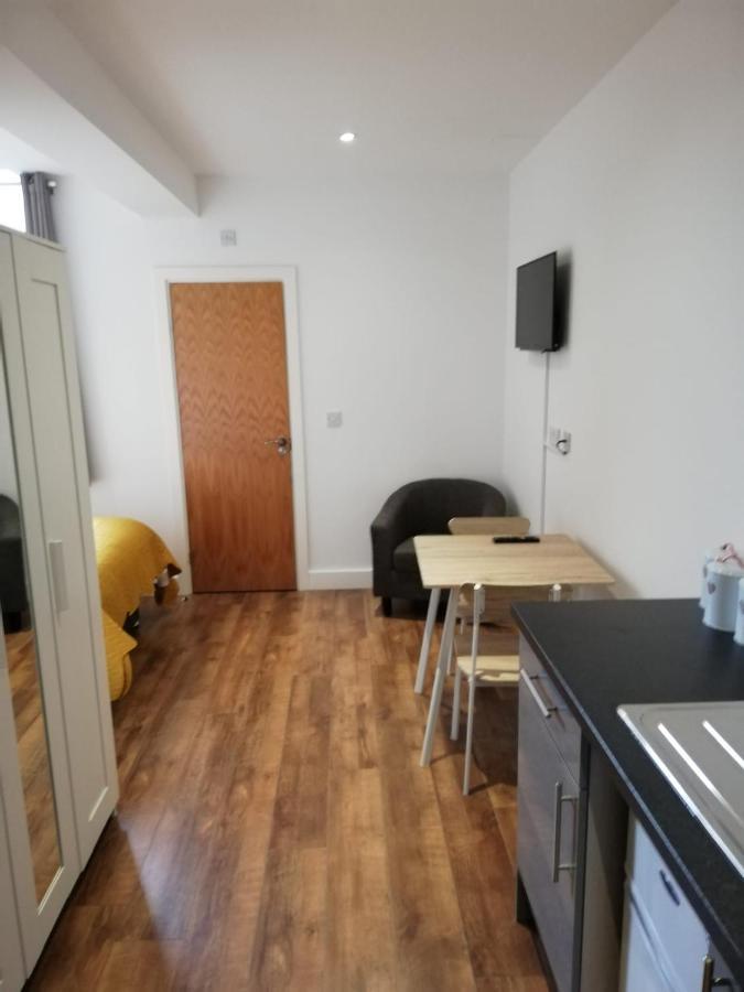 Sublime Stays Webberley Stylish Studio Stoke City Centre Exterior foto